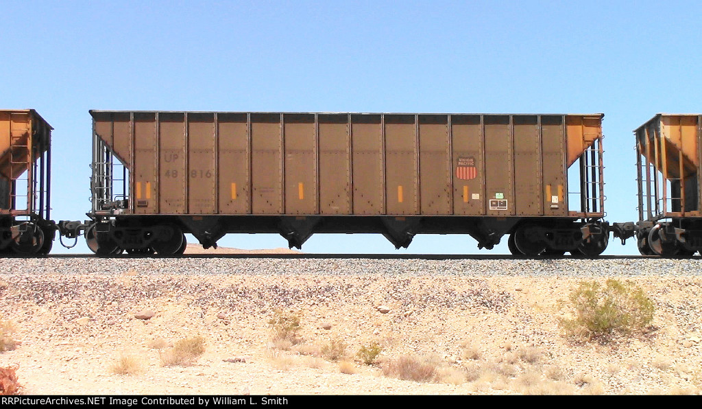 EB Unit Empty Hooper Frt at Erie NV W-Pshr -80